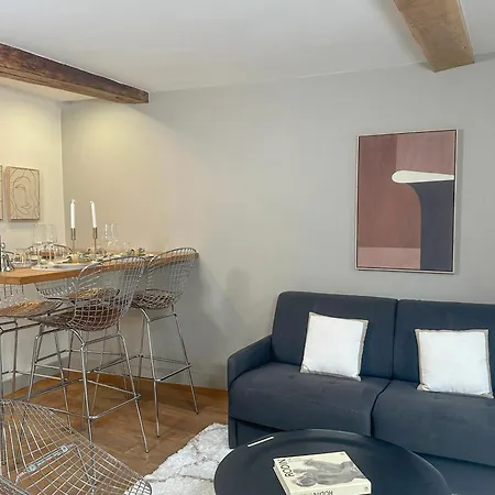 Notre Dame アパート パリ